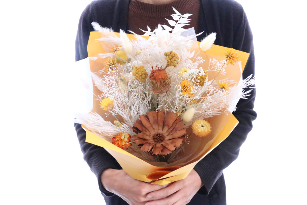 黄色のドライフラワーの花束 Mサイズ　5,000円
