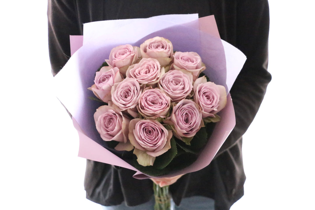 紫色のバラの花束（12本）-私の妻になってください