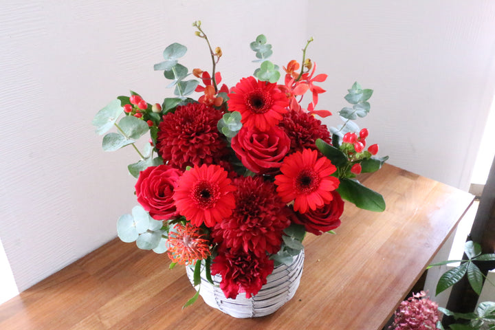 赤色のアレンジメント 8,000円