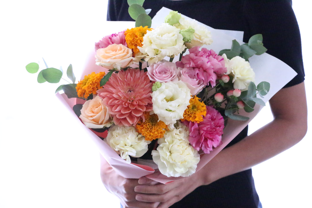ピンク・黄色の花束  9,000円