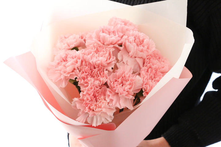 ピンクのカーネーションの花束（12本）-私の妻になってください