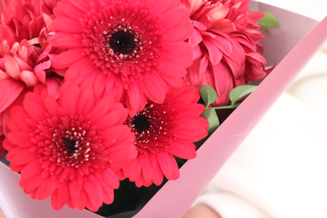 赤色の花束 3,000円