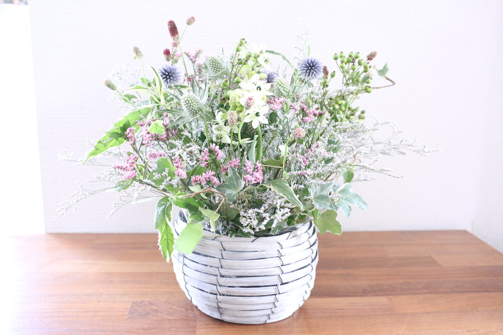 草花系アレンジメント 8,000円