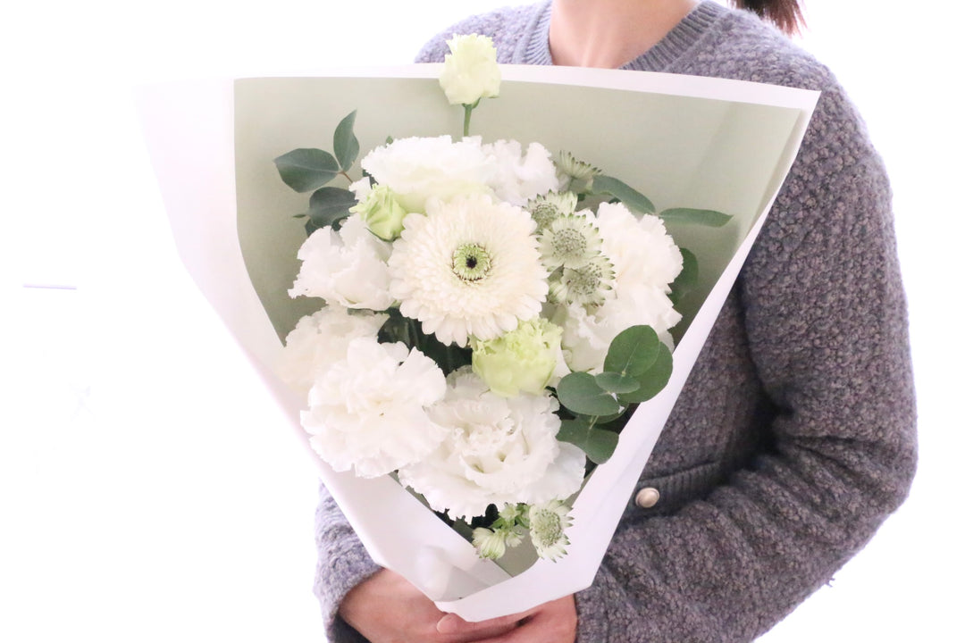 【供花】白色・グリーンのお供え花束 4,000円