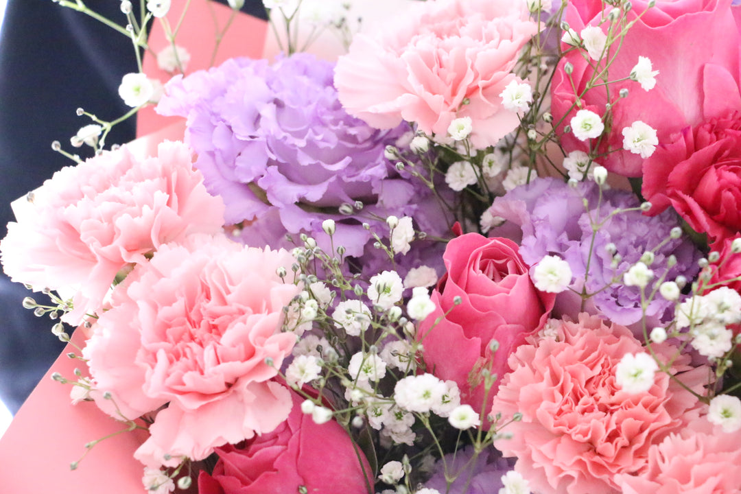 カスミソウ入り紫・ピンクの花束 8,000円