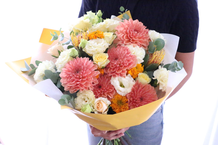 黄色・オレンジ色の花束 15,000円