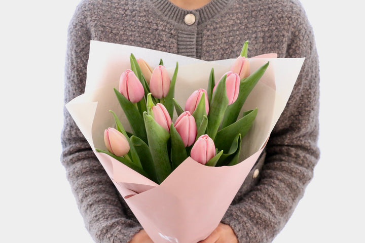 ピンクのチューリップの花束（10本）