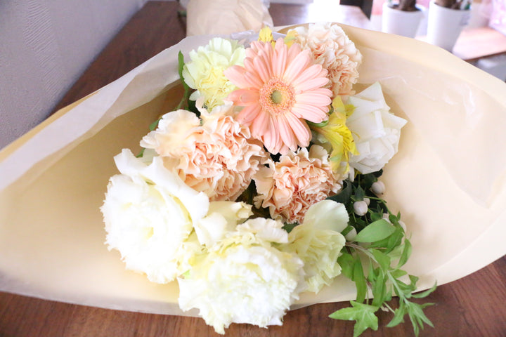 黄色・オレンジの花束　4,000円サイズ