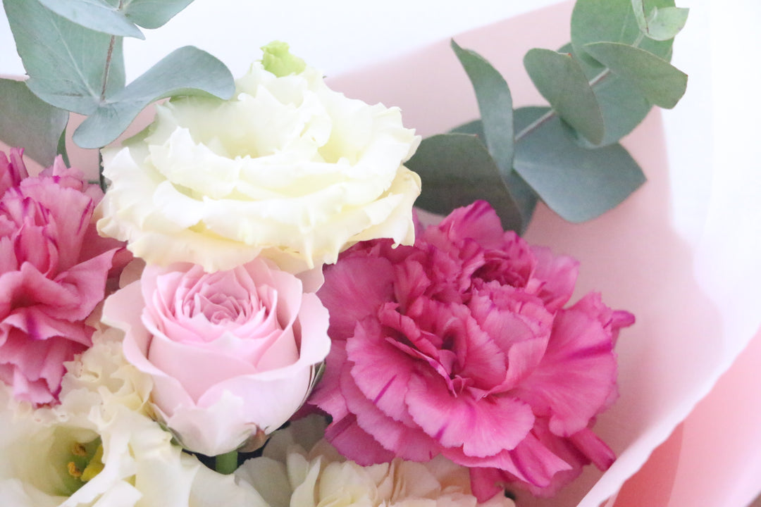 ピンク・黄色の花束  3,000円