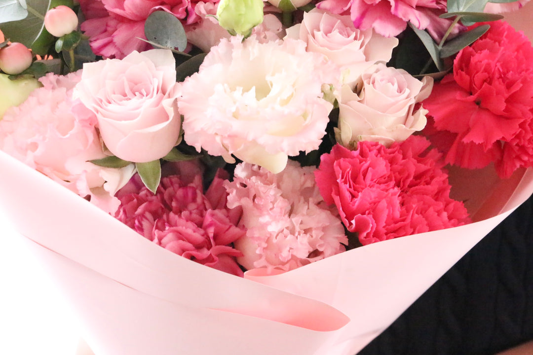 ピンク系の花束 9,000円