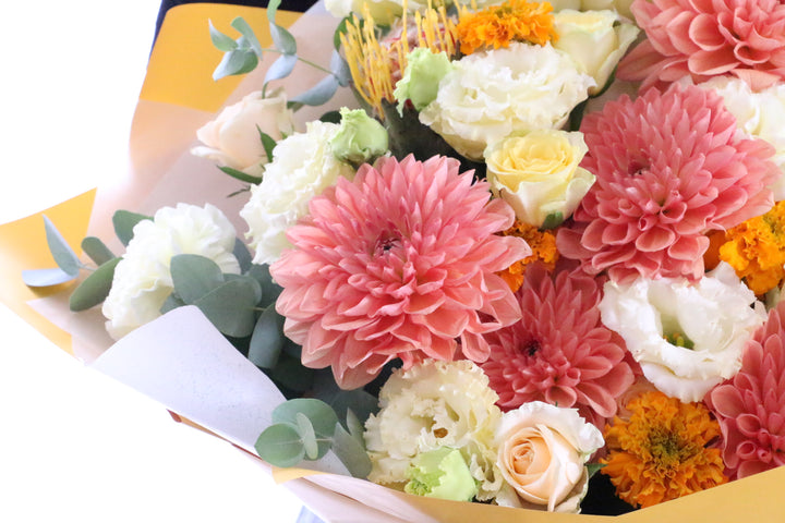 黄色・オレンジ色の花束 15,000円