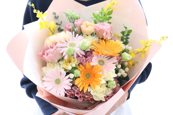 ピンク・黄色の花束  10,000円