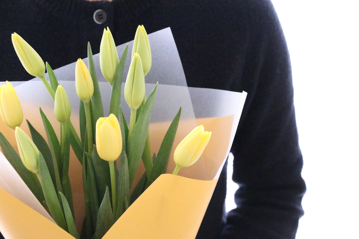 黄色のチューリップの花束（10本）