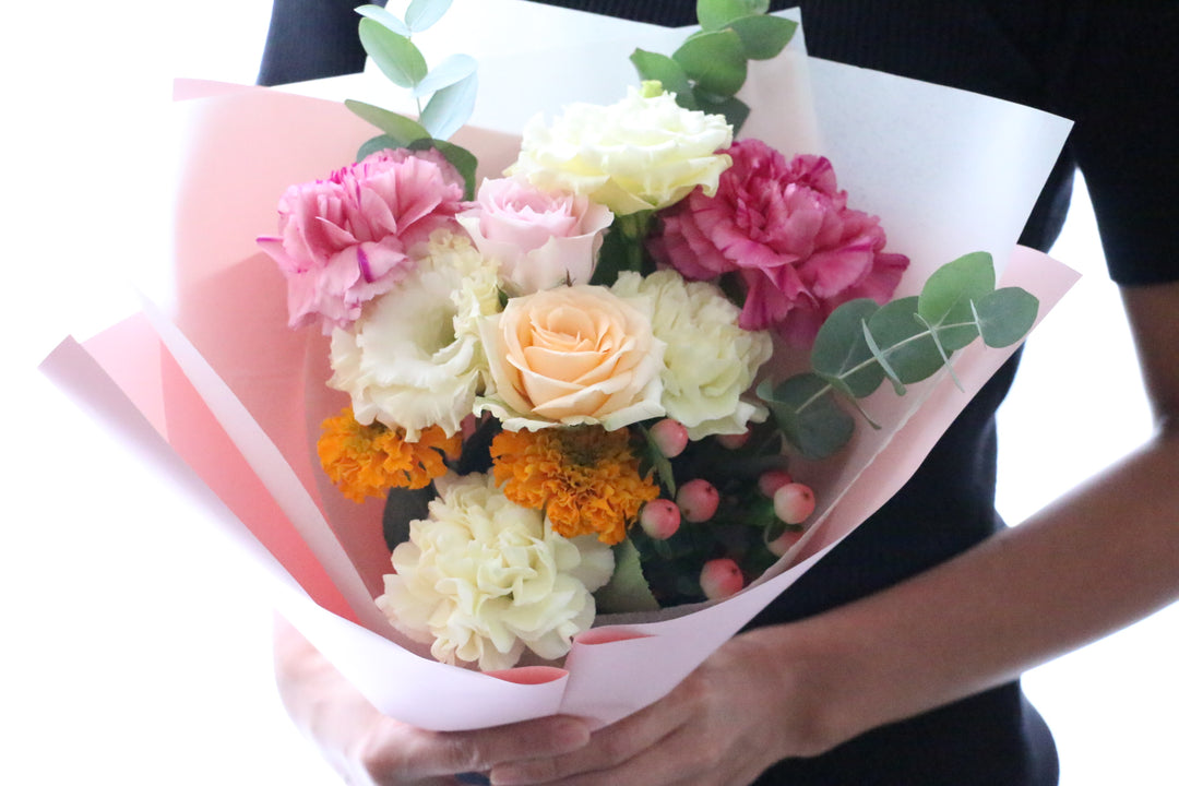 ピンク・黄色の花束  5,000円