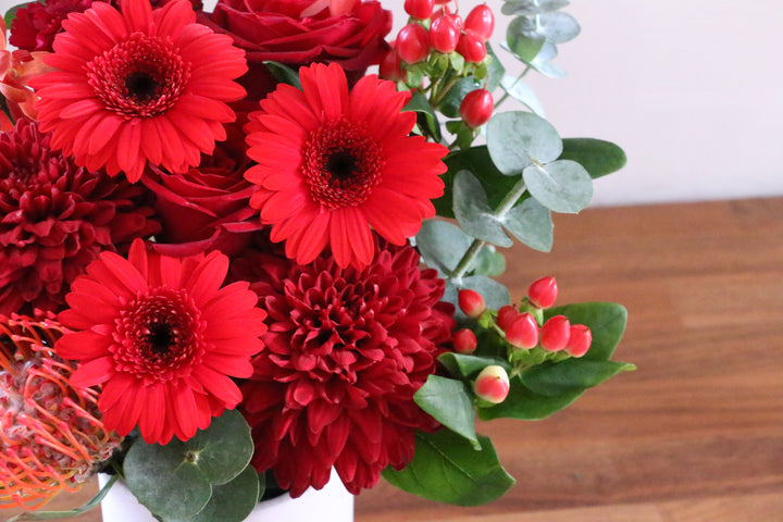 赤色のアレンジメント 7,000円