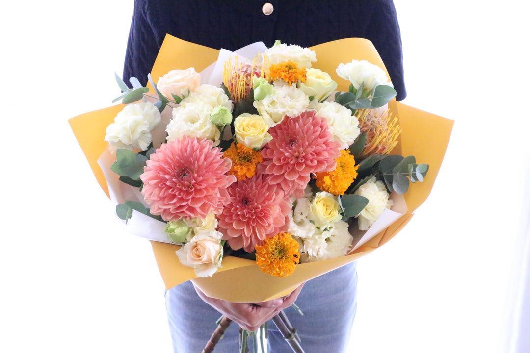 黄色・オレンジ色の花束 12,000円