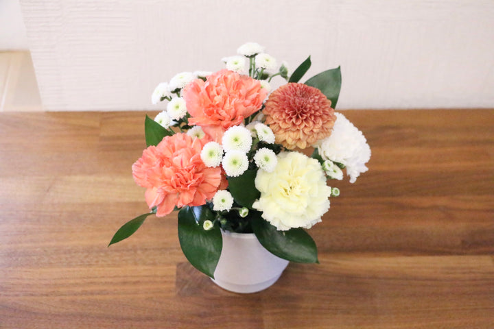 【供花】白色・黄色・オレンジ色のお供えアレンジメント 4,000円