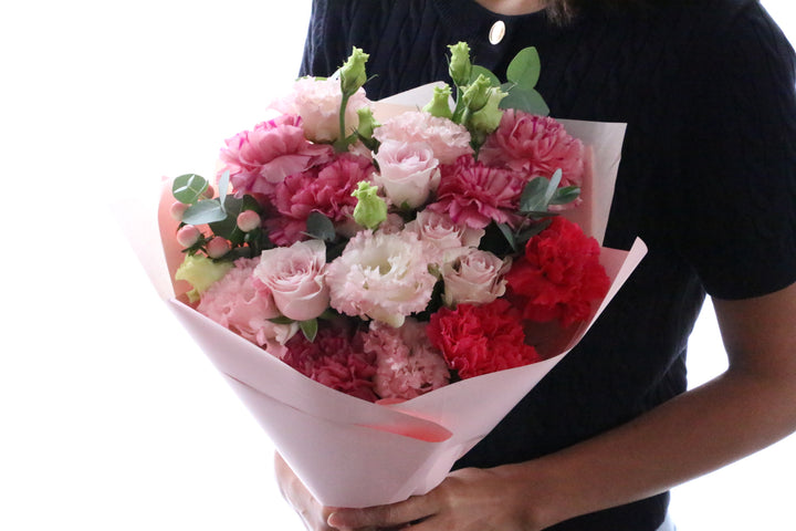 ピンク系の花束 9,000円