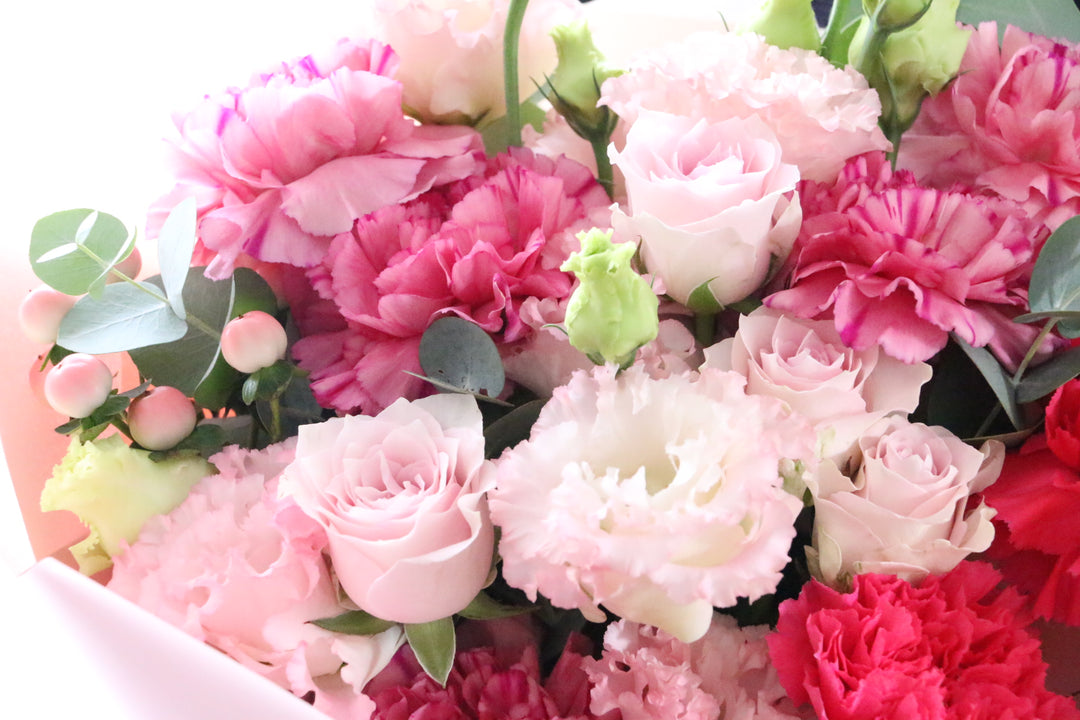 ピンク系の花束 9,000円