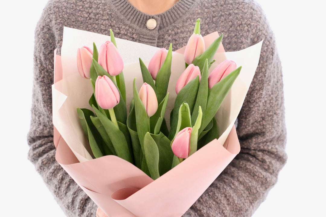ピンクのチューリップの花束（9本）