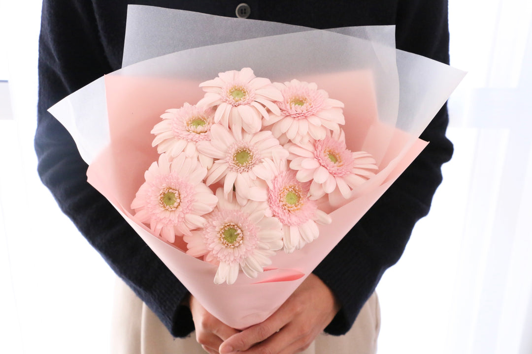 ピンク色のガーベラの花束（8本）-あなたの思いやりに感謝します