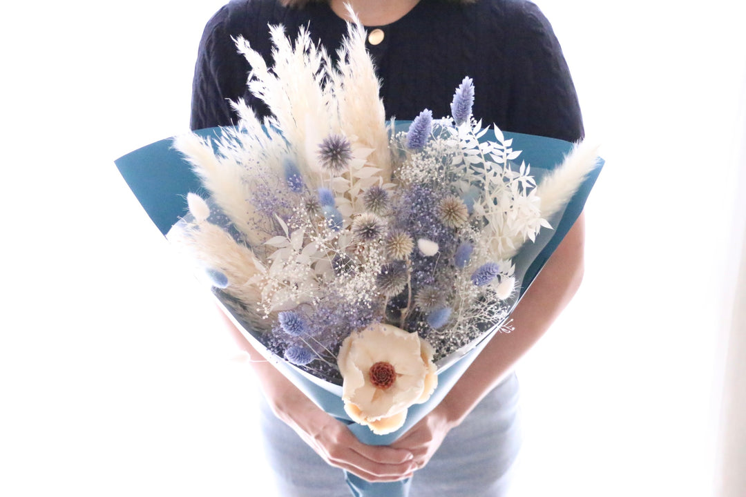 青系のドライフラワーの花束 Lサイズ　8,000円