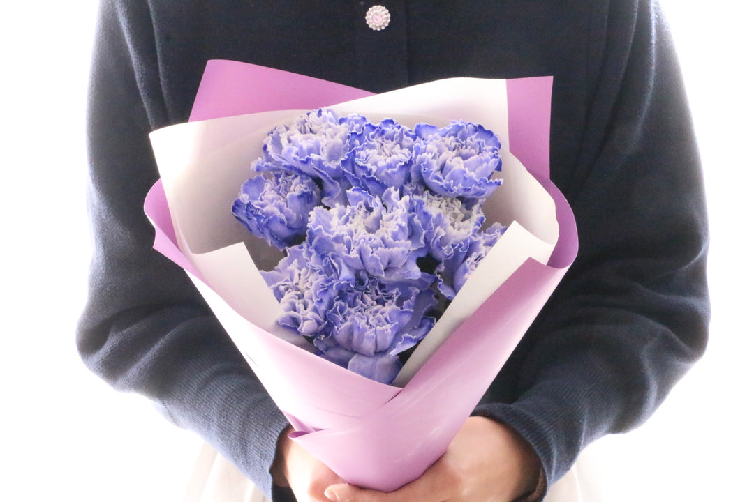紫のカーネーションの花束（9本）