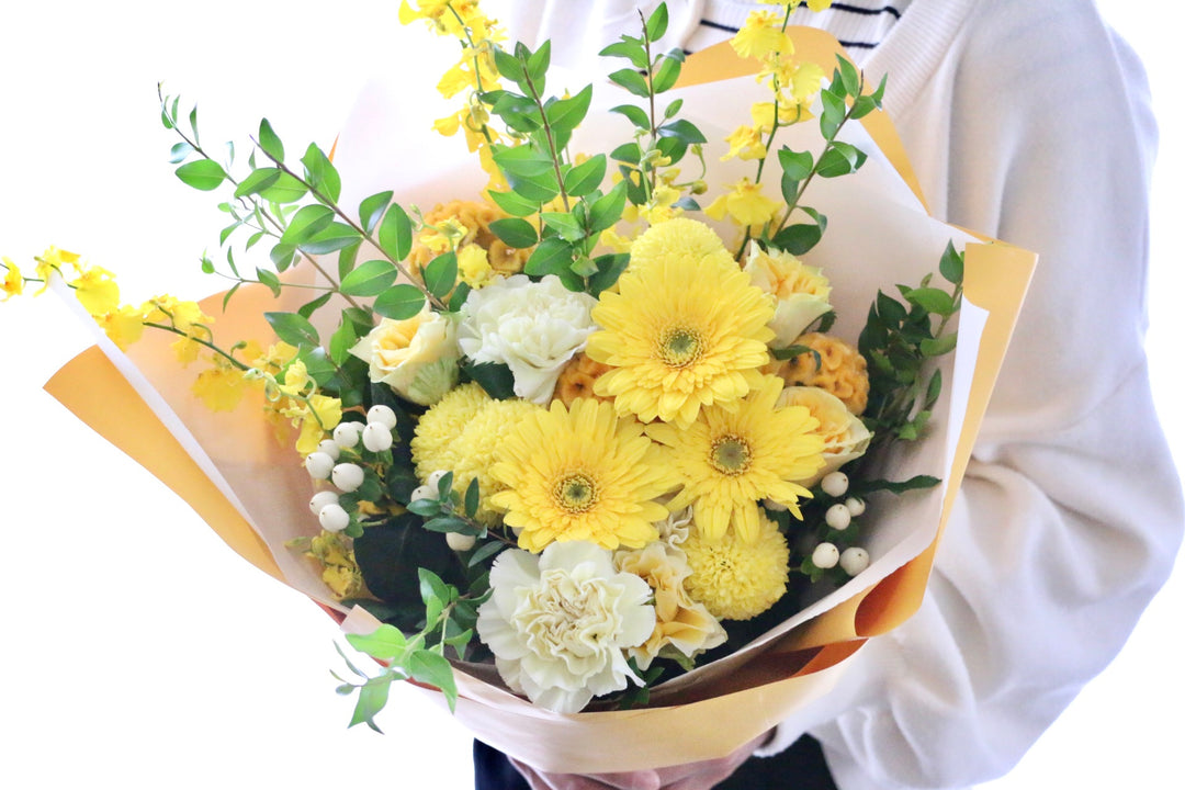 【傘寿（80歳）・米寿（88歳）祝い】黄色の花束 2Lサイズ