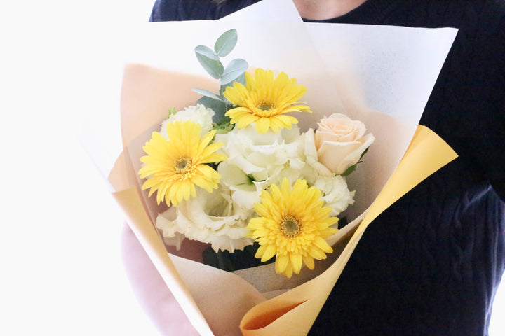 黄色ガーベラ入りの花束 Sサイズ 3,000円