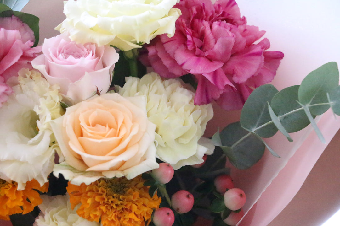 ピンク・黄色の花束  5,000円