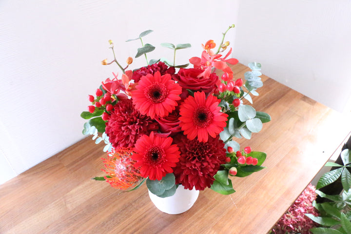 赤色のアレンジメント 7,000円