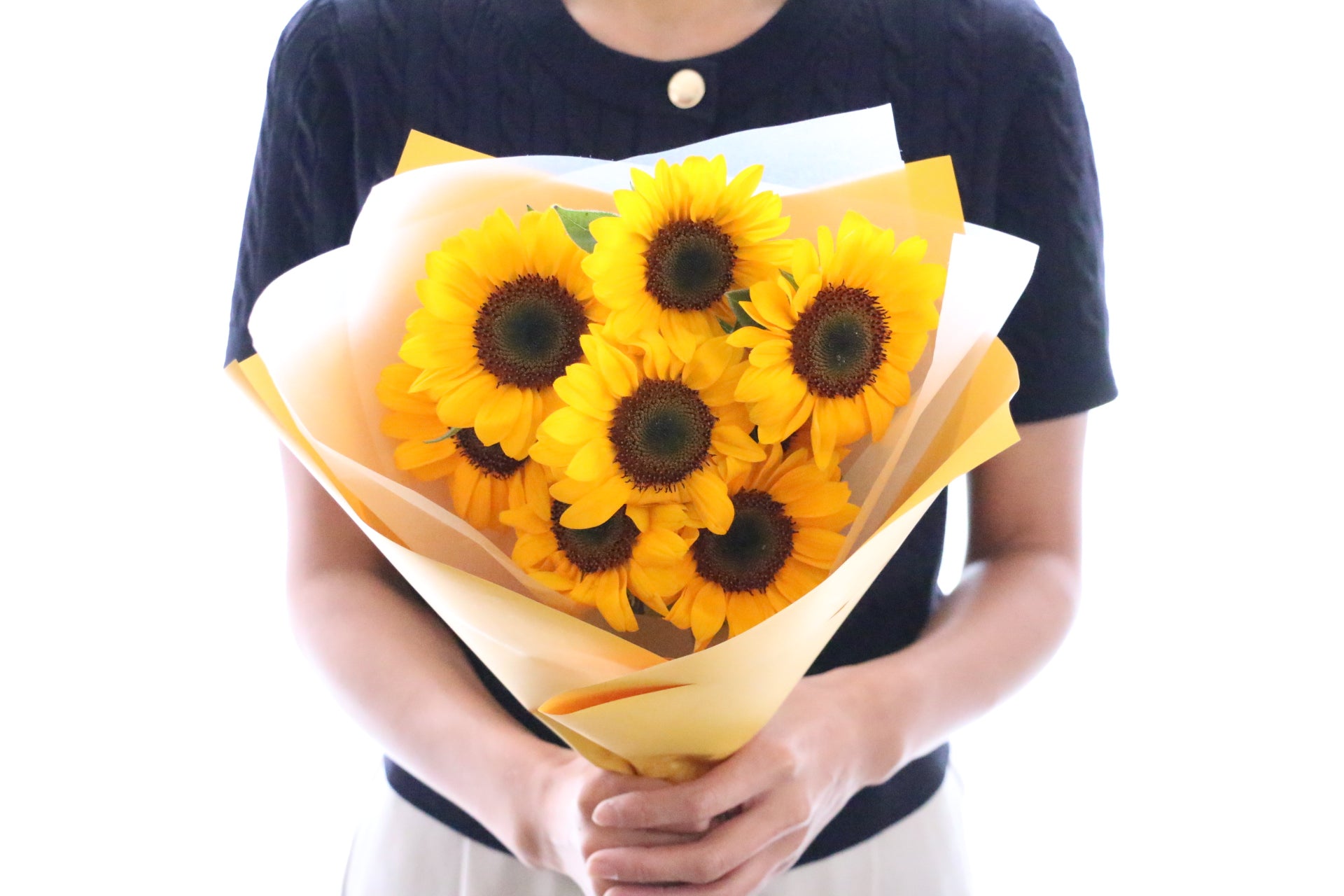 ひまわりの花束（8本）-あなたの思いやりに感謝します – 花・花束の