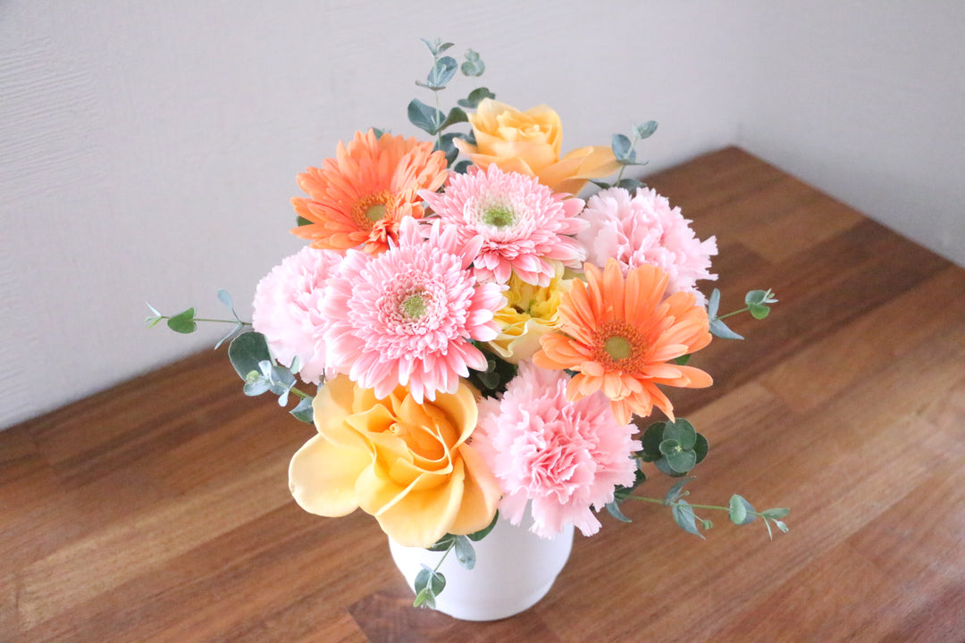 ピンク・黄色のアレンジメント  5,000円