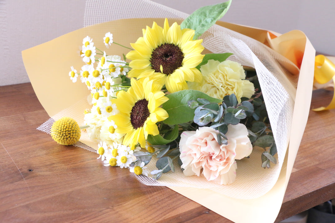 黄色のひまわりの花束 Sサイズ