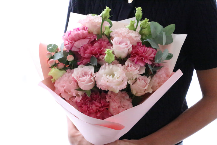 ピンク系の花束 8,000円