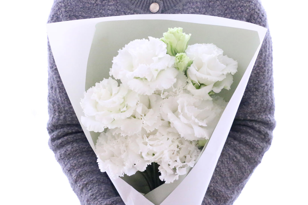 白いトルコキキョウの花束（3本）