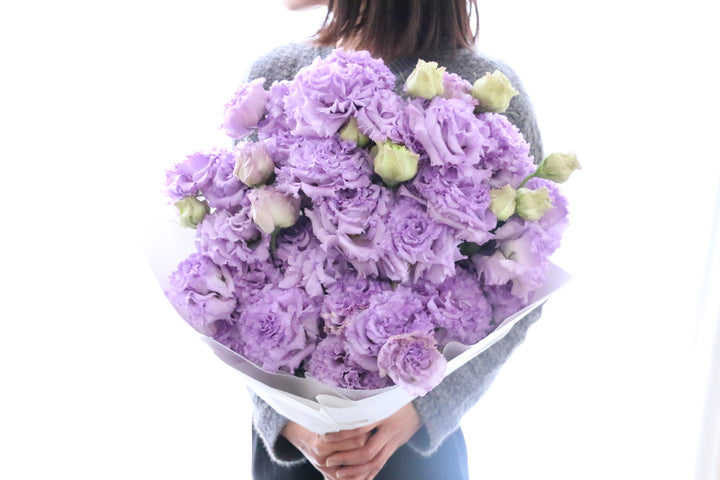 紫色のトルコキキョウの花束（10本）