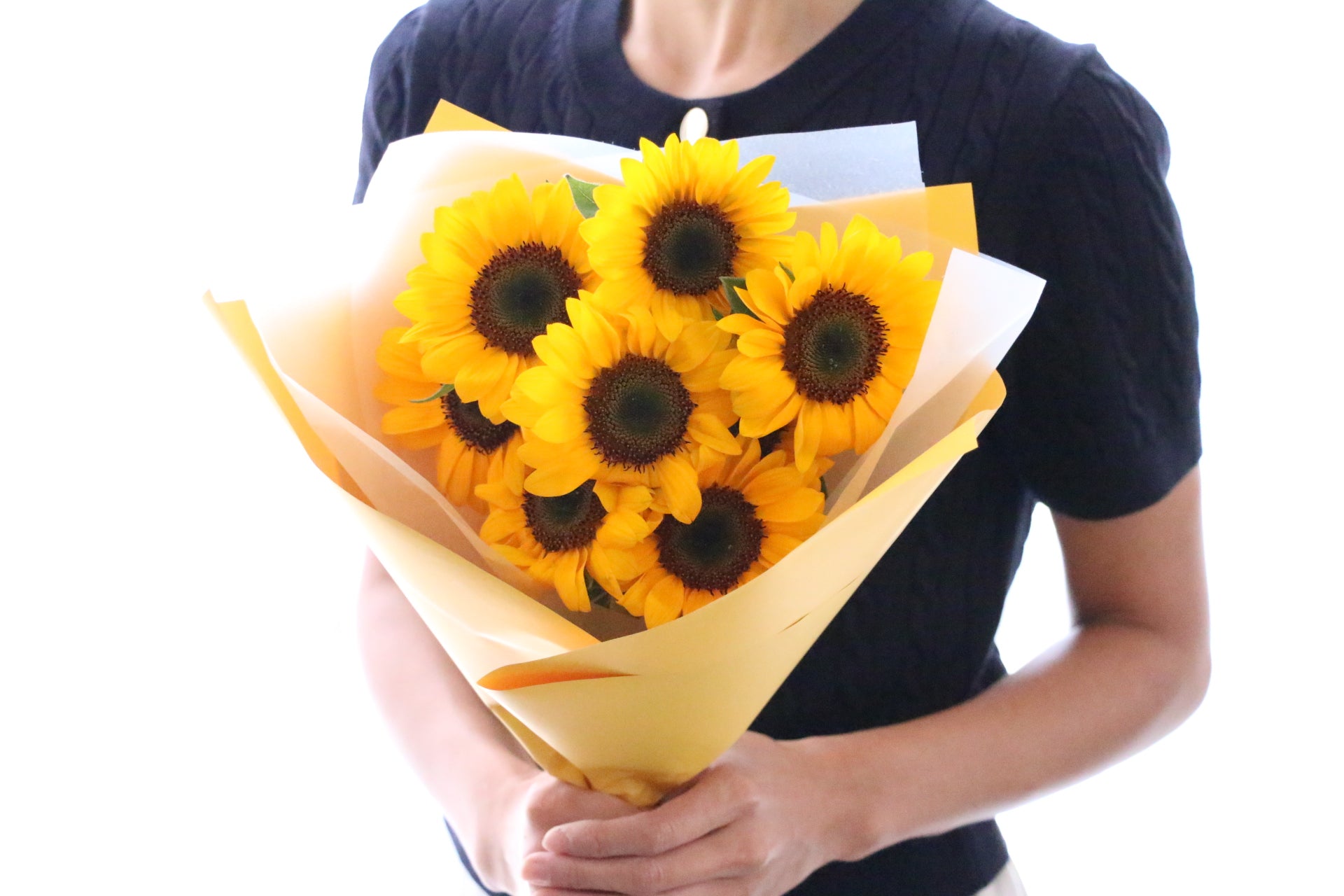 ひまわりの花束（8本）-あなたの思いやりに感謝します – 花・花束の