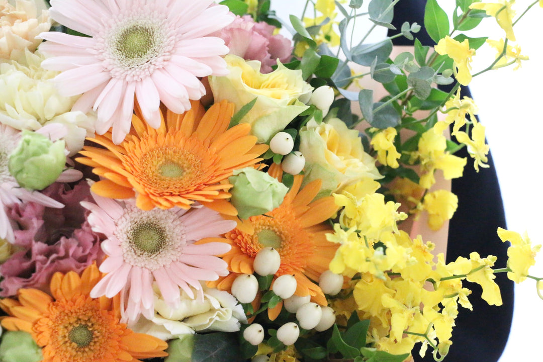 ピンク・黄色の花束 15,000円