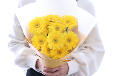 黄色のガーベラの花束（10本）