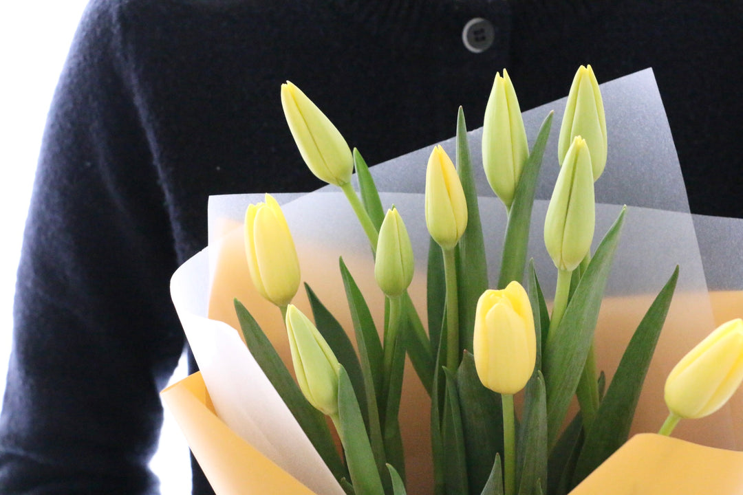 黄色のチューリップの花束（10本）
