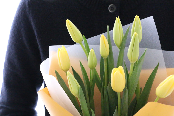 黄色のチューリップの花束（10本）