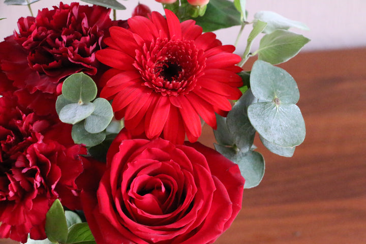 赤色のアレンジメント 3,000円