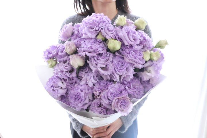 紫色のトルコキキョウの花束（10本）