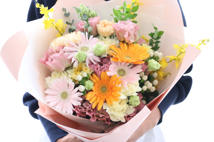 ピンク・黄色の花束  10,000円