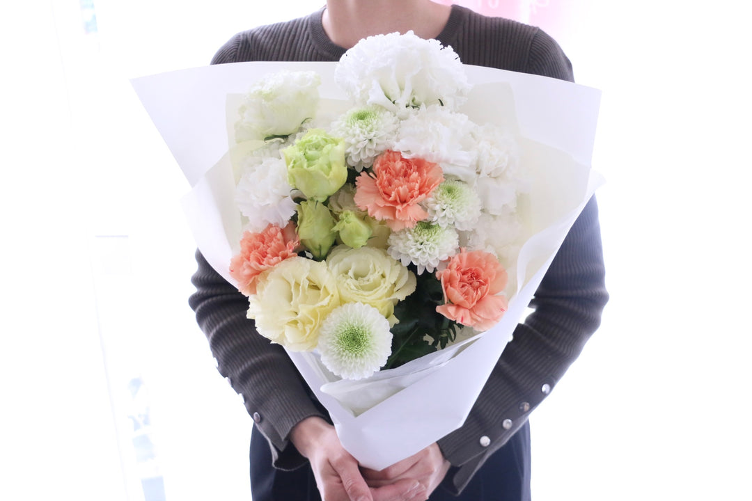【供花】白色・黄色・オレンジ色のお供え花束 7,000円