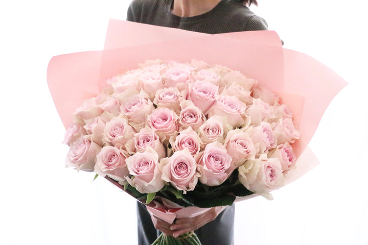 44本のピンク色のバラの花束-変わらぬ愛