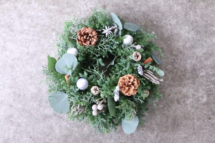 フレッシュクリスマスリース 生花 シルバー Sサイズ