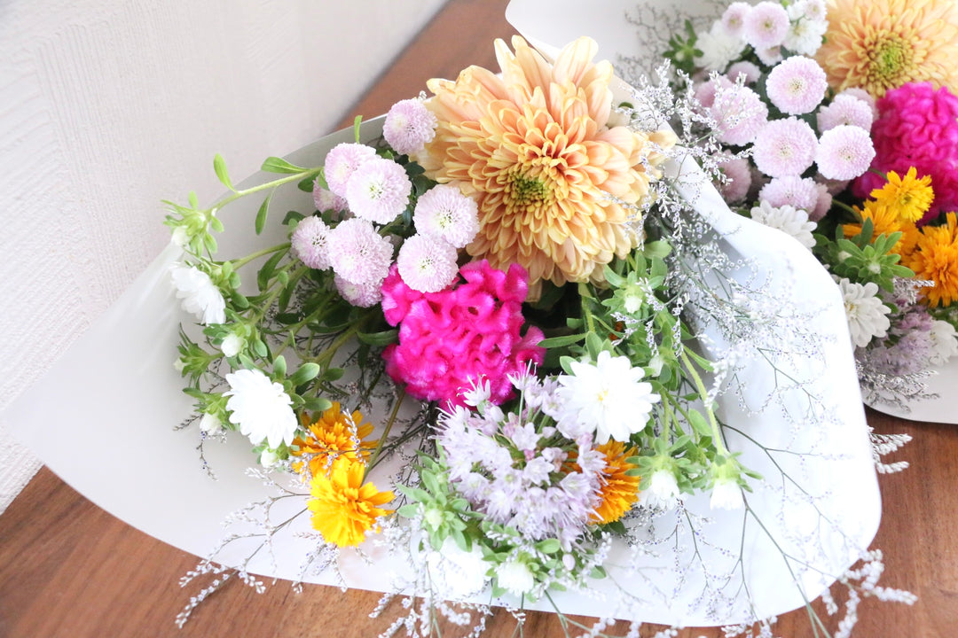 【供花】白・黄色・ピンクのお供え花束　1対（2束セット）5,000円