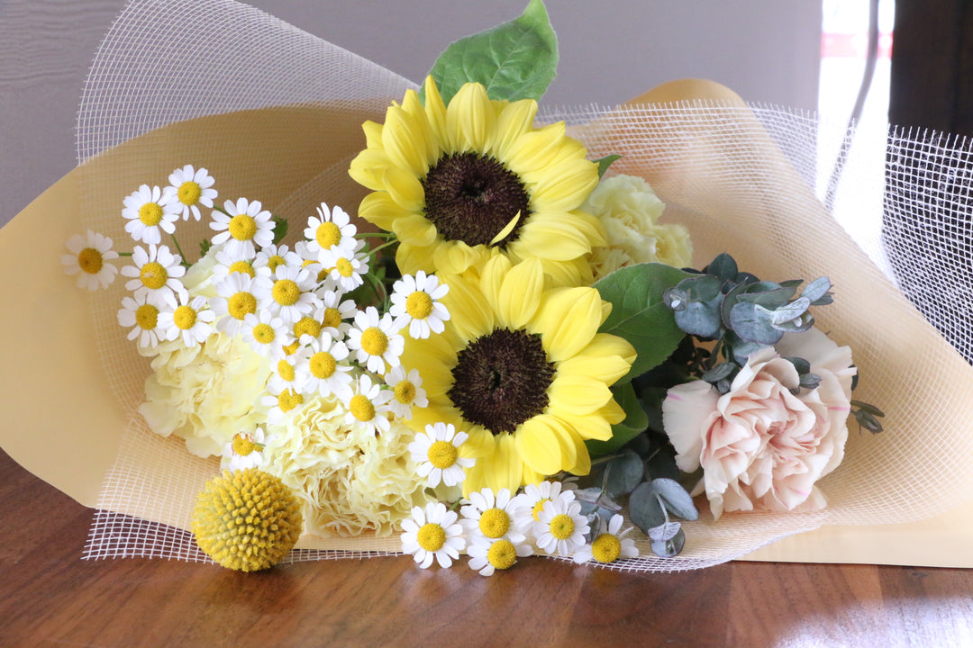 黄色のひまわりの花束 Sサイズ